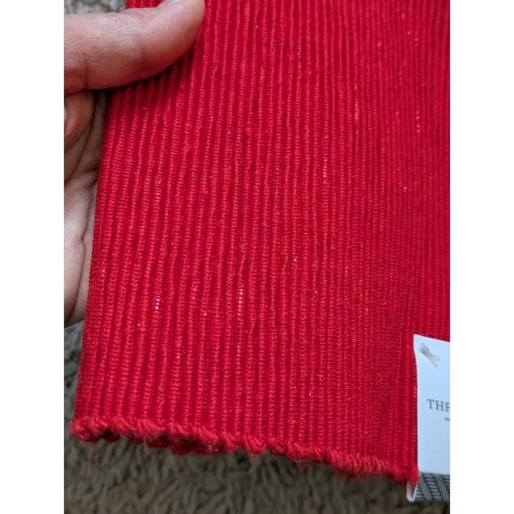 4 NWT Threshold Placemat Machine Washable 14X19in Cotton Red Metallic Christmas - Picture 5 of 9